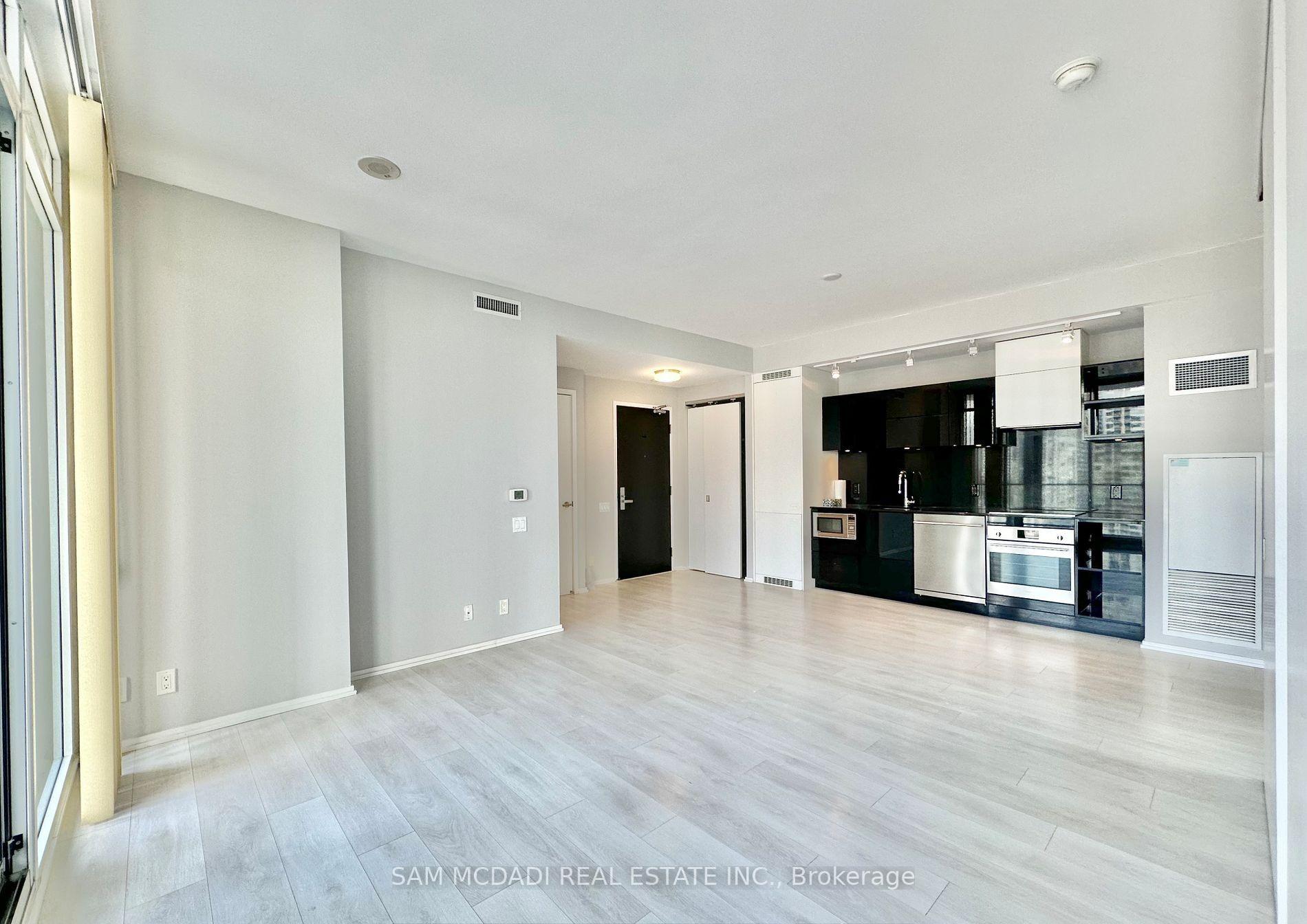 Photo 14 of Unit 2008, 125 Peter Street, Toronto, Waterfront Communities — HOMEH