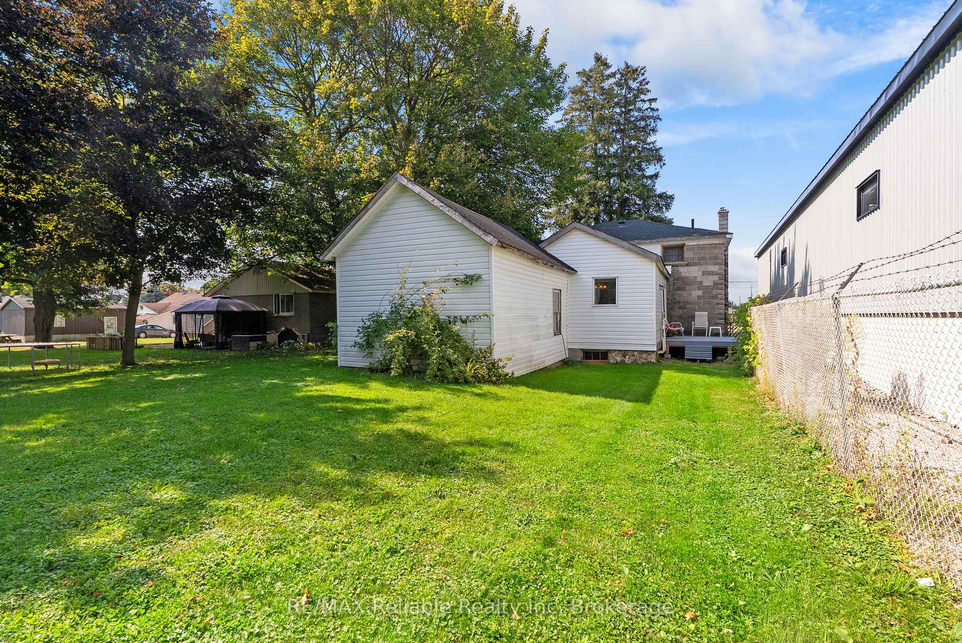 Photo 35 of 243 Albert Street, Central Huron, Clinton — HOMEH
