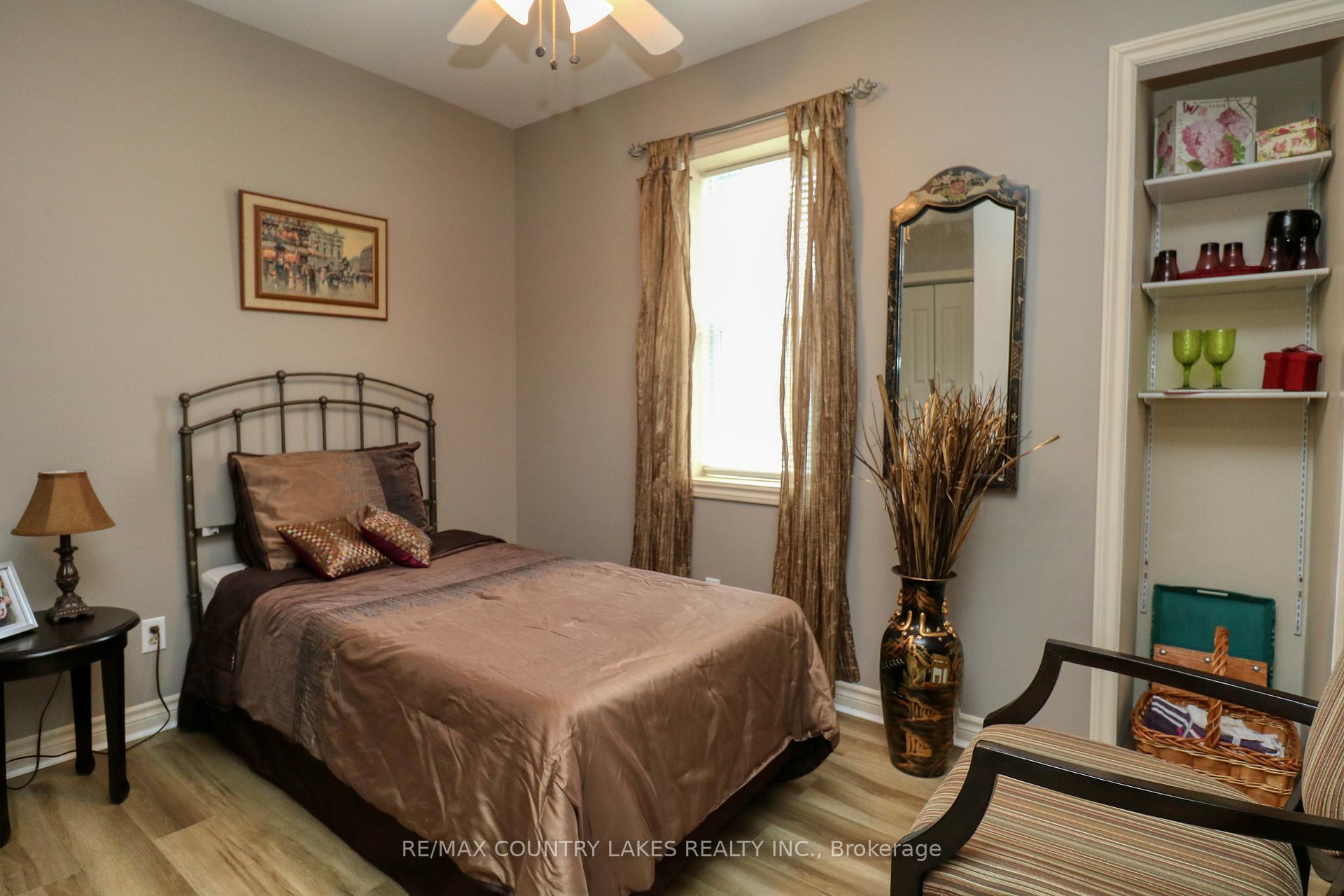 Photo 7 of 544 Simcoe Street, Brock, Beaverton — HOMEH