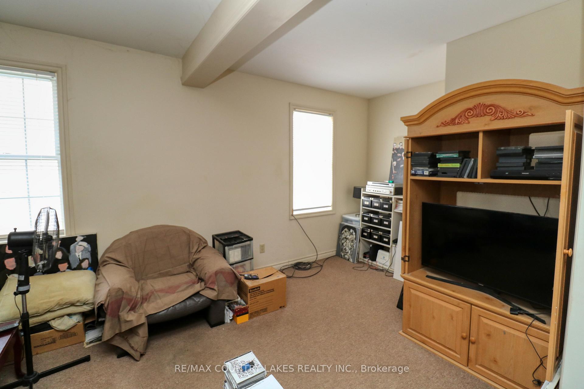 Photo 13 of 544 Simcoe Street, Brock, Beaverton — HOMEH