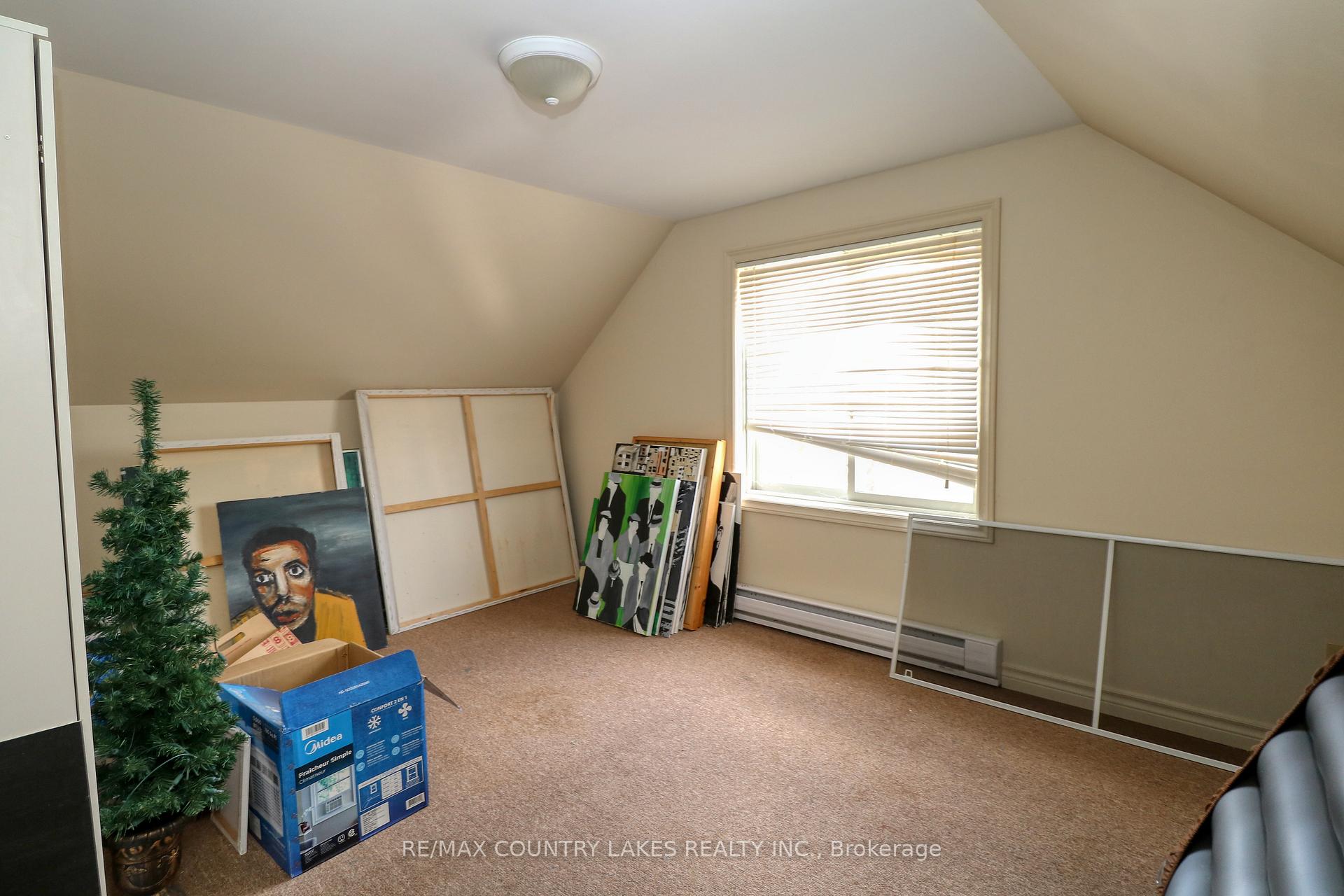 Photo 18 of 544 Simcoe Street, Brock, Beaverton — HOMEH
