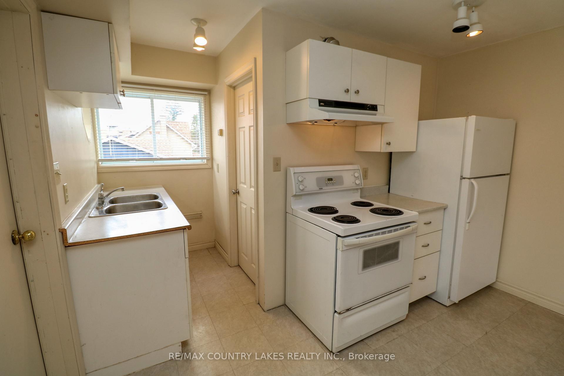 Photo 20 of 544 Simcoe Street, Brock, Beaverton — HOMEH