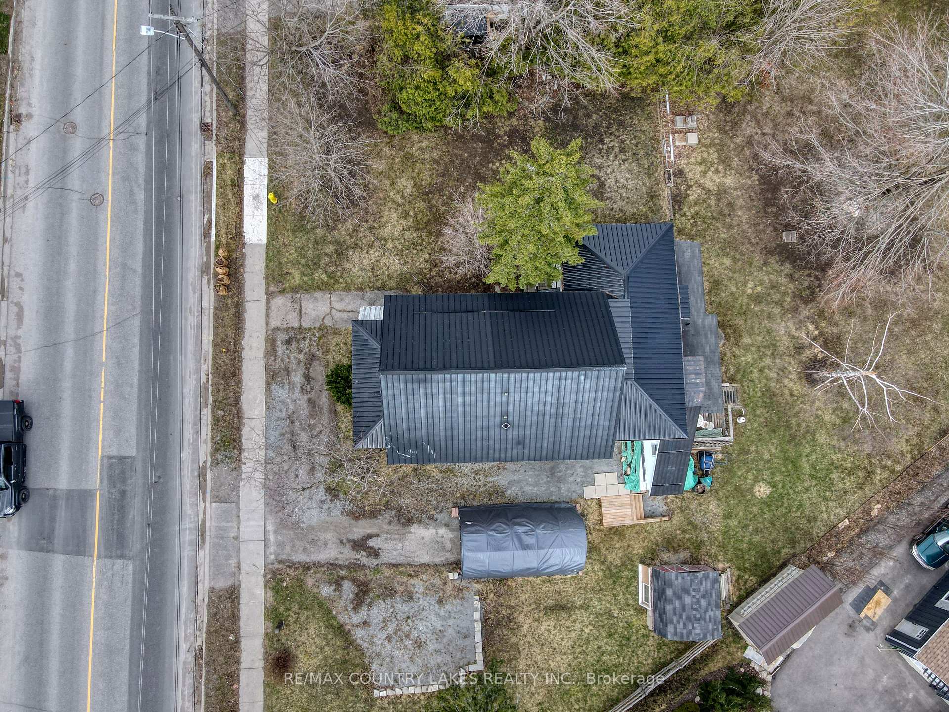 Photo 28 of 544 Simcoe Street, Brock, Beaverton — HOMEH
