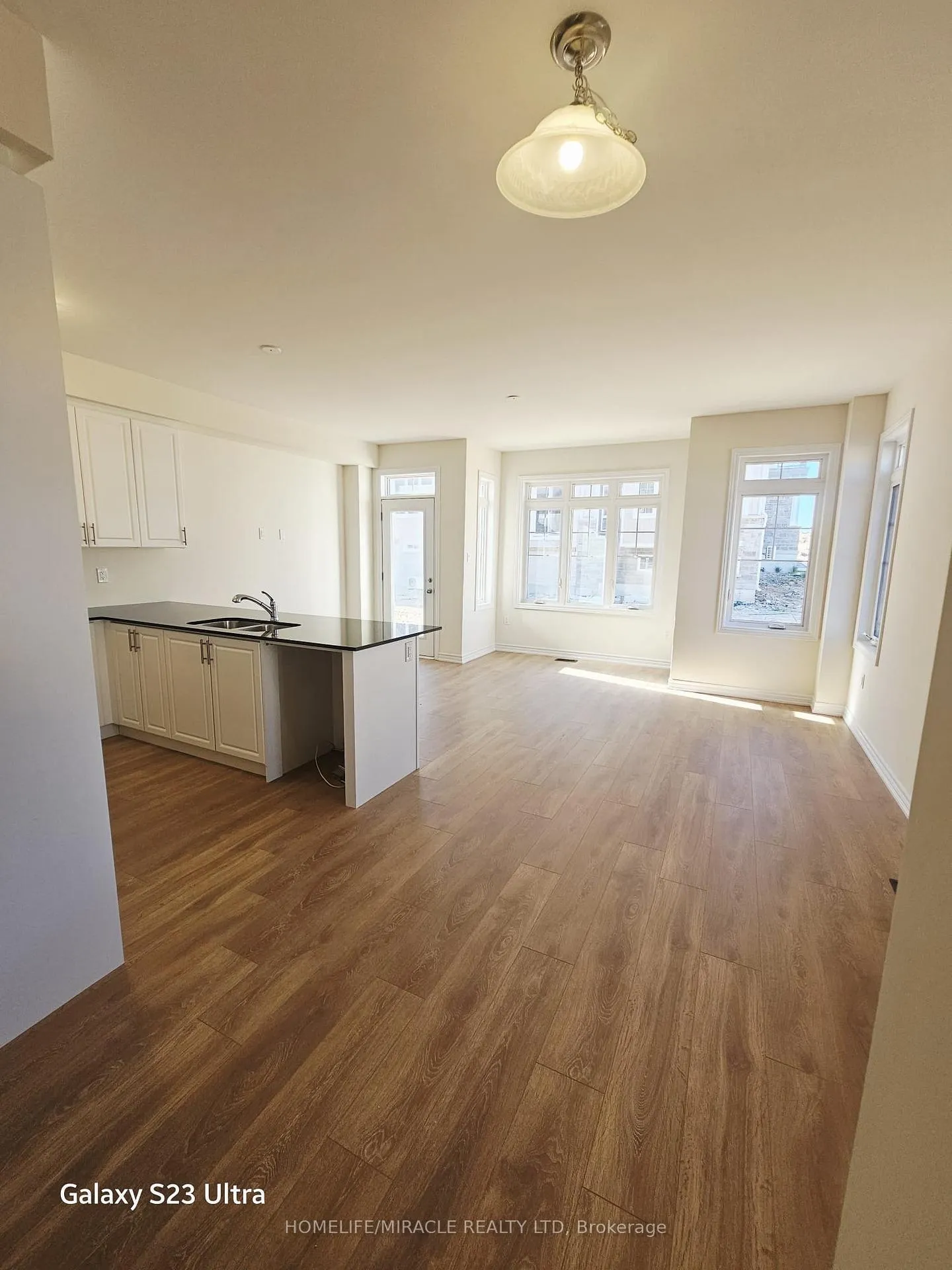 Photo 8 of 114 McGill Avenue, Erin — HOMEH