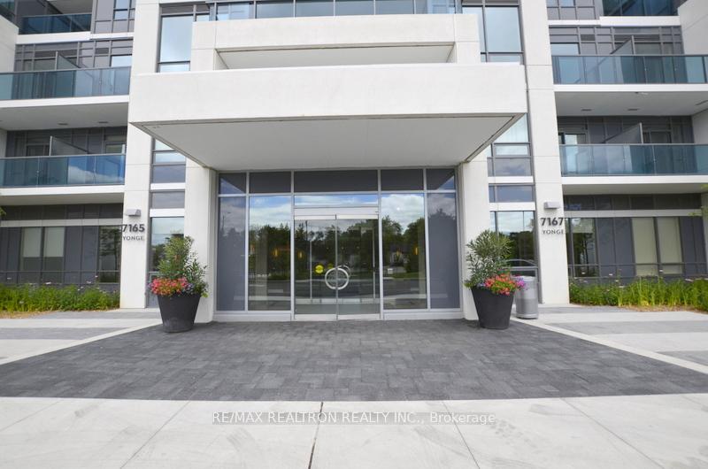 Photo 2 of Unit 1410, 7167 Yonge Street, Markham, Thornhill — HOMEH