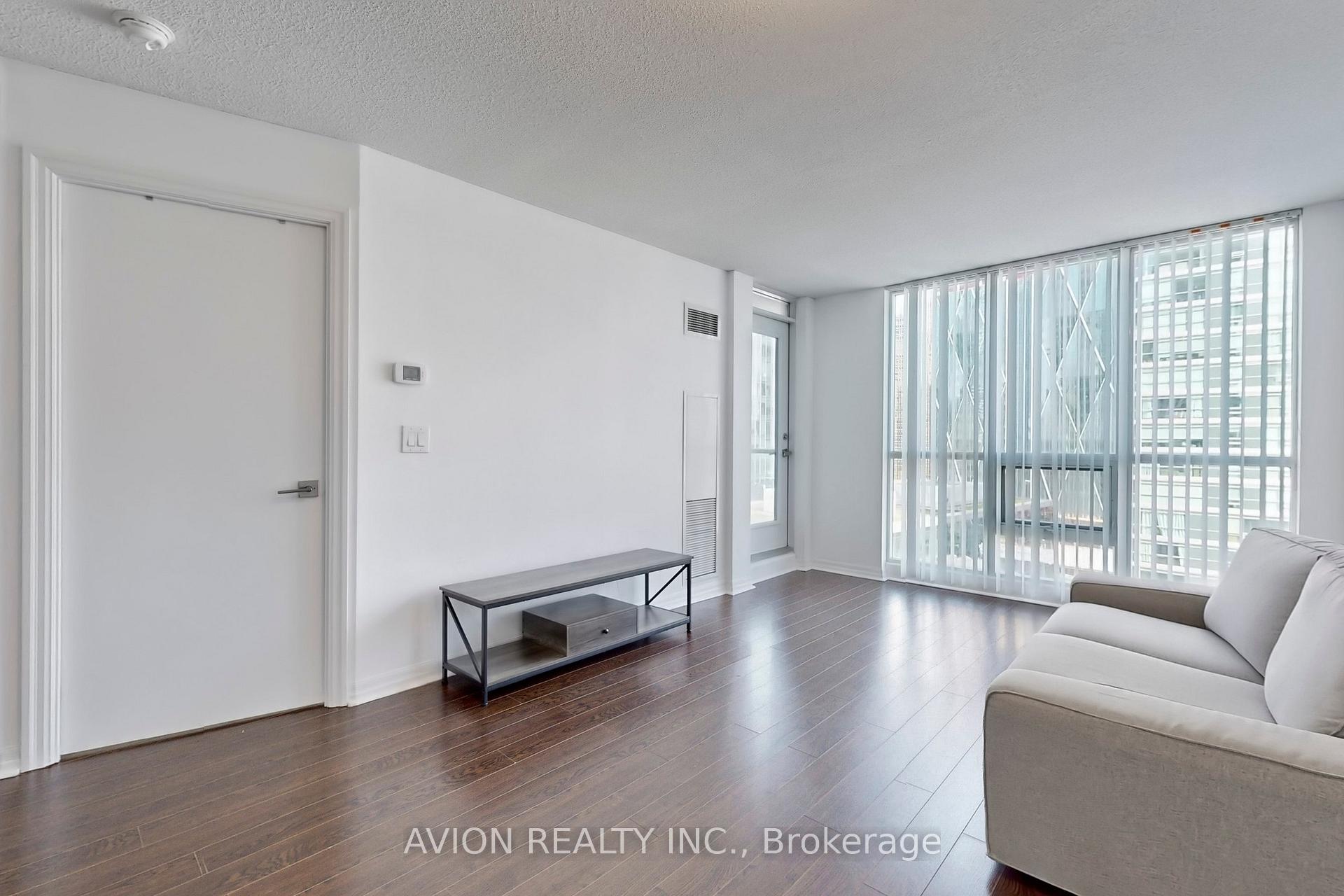 Photo 2 of Unit 1904, 16 Yonge Street, Toronto, Waterfront Communities — HOMEH