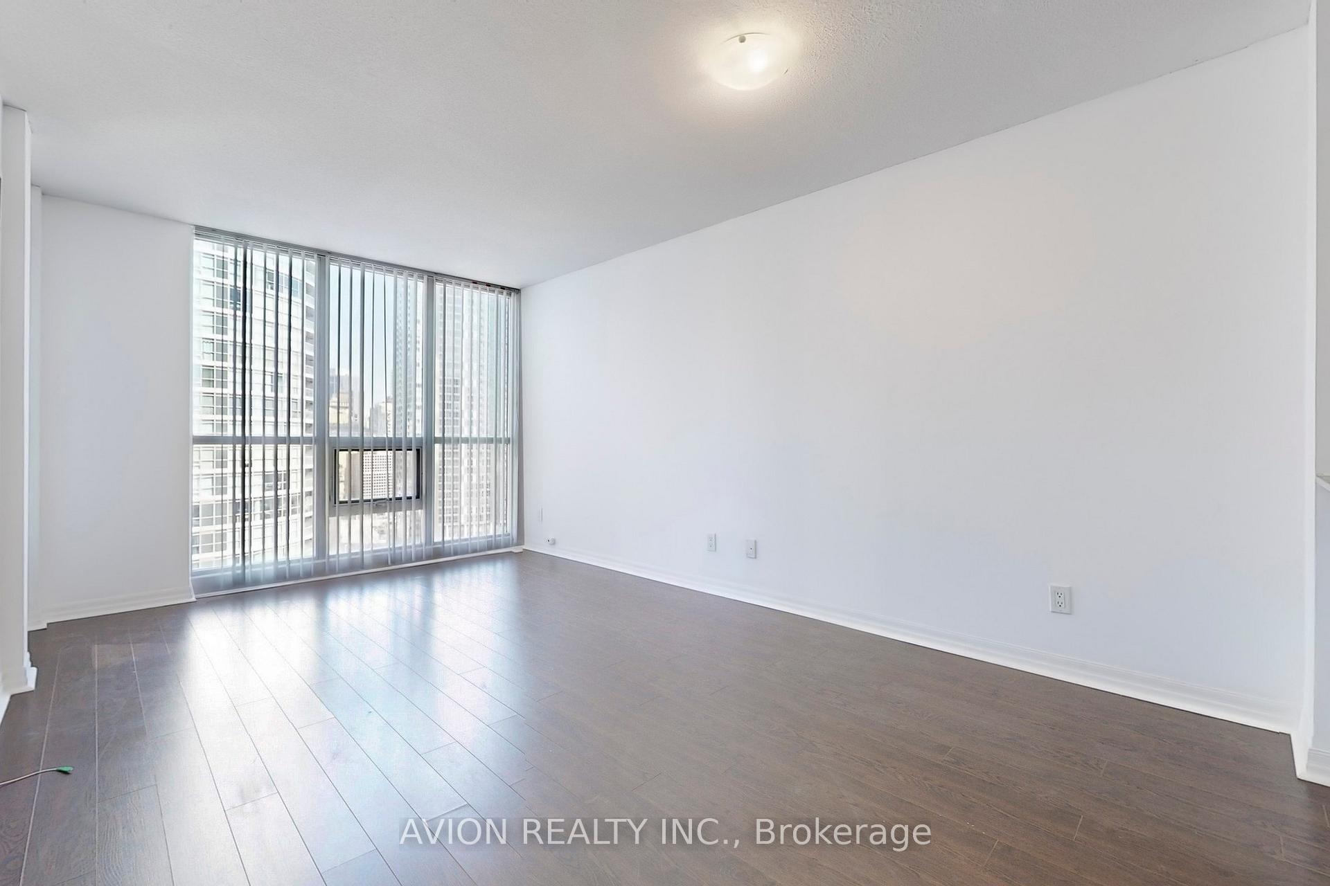 Photo 6 of Unit 1904, 16 Yonge Street, Toronto, Waterfront Communities — HOMEH