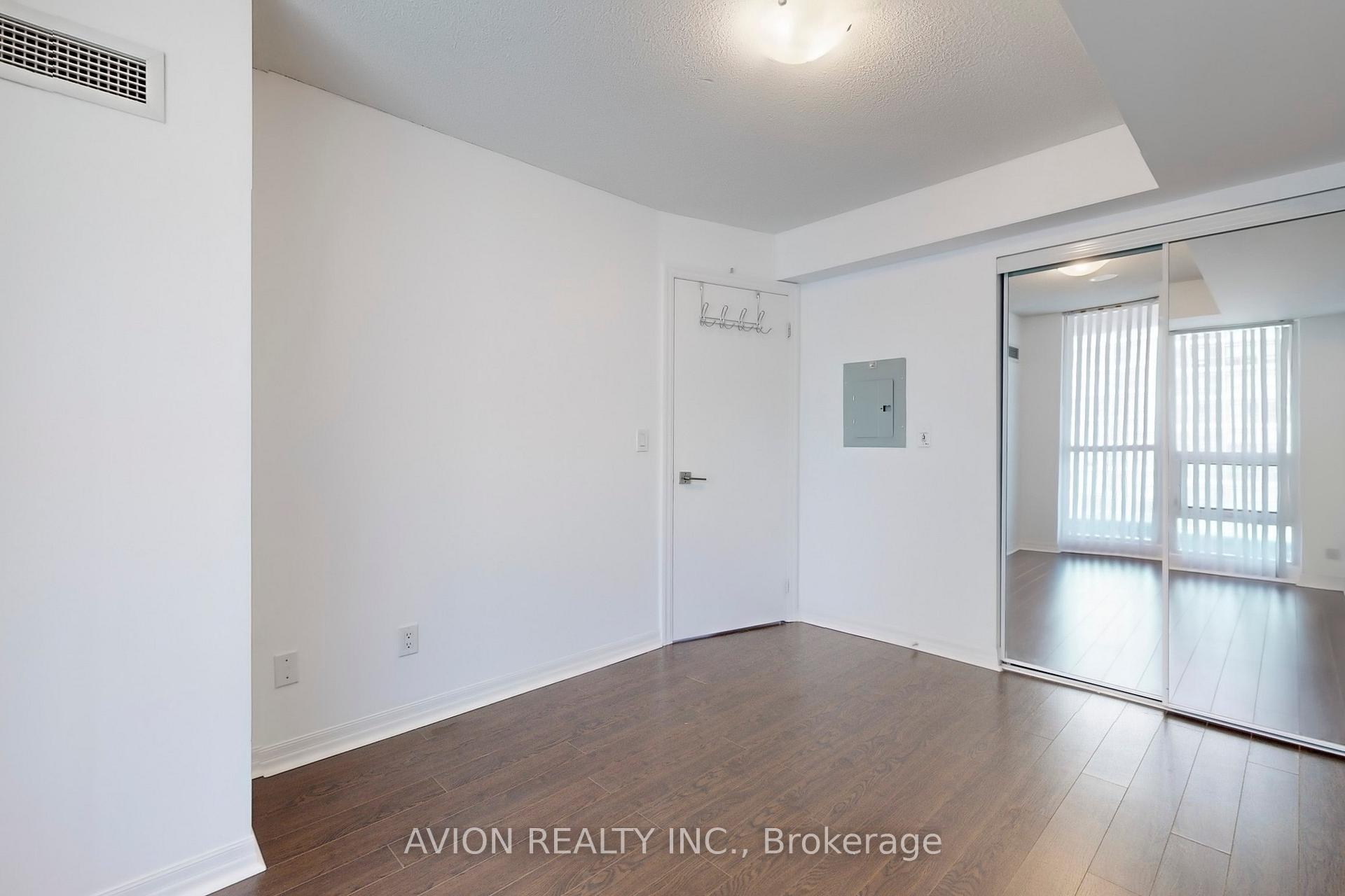 Photo 18 of Unit 1904, 16 Yonge Street, Toronto, Waterfront Communities — HOMEH