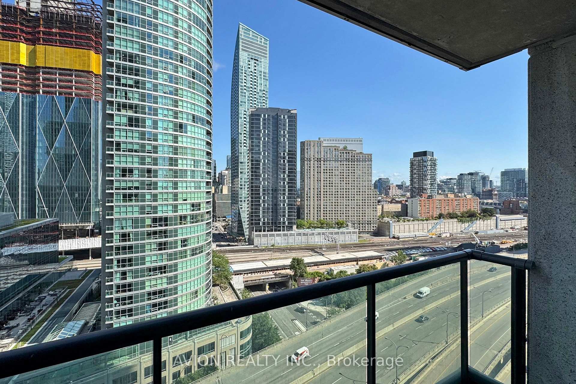 Photo 23 of Unit 1904, 16 Yonge Street, Toronto, Waterfront Communities — HOMEH