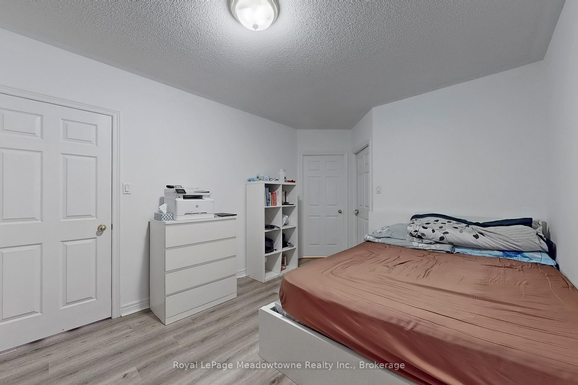 Photo 21 of Unit 912, 887 Bay Street, Toronto, Bay Street Corridor — HOMEH