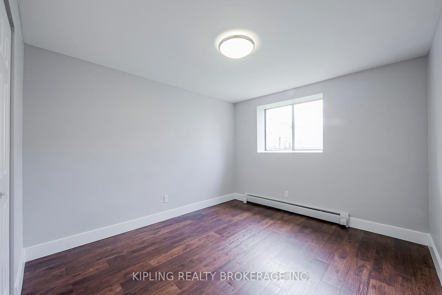 Photo 10 of Unit 511, 39 Willow Road, Guelph, Willow West/Sugarbush/West Acres — HOMEH