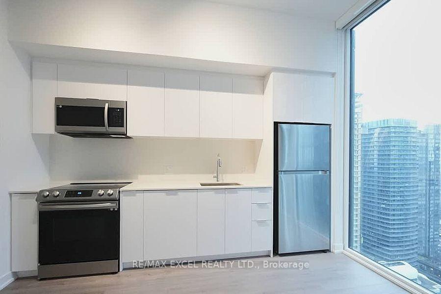 Photo 5 of Unit 3606, 357 King Street W, Toronto, Waterfront Communities — HOMEH