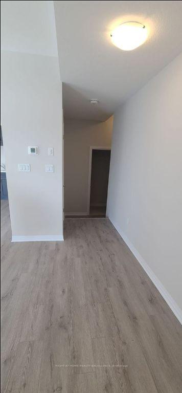 Photo 12 of 116 Seabrook Drive, Kitchener — HOMEH