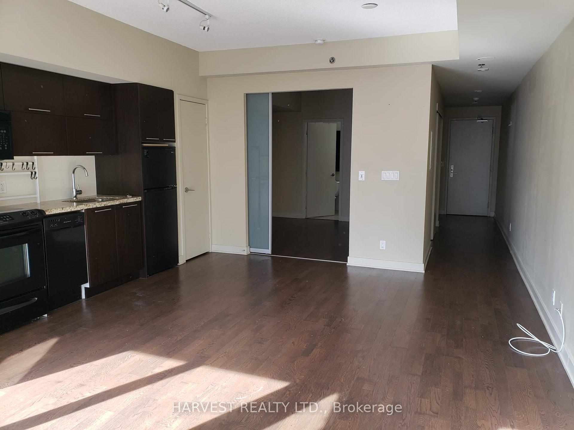 Photo 2 of Unit 708, 21 Nelson Street, Toronto, Waterfront Communities — HOMEH