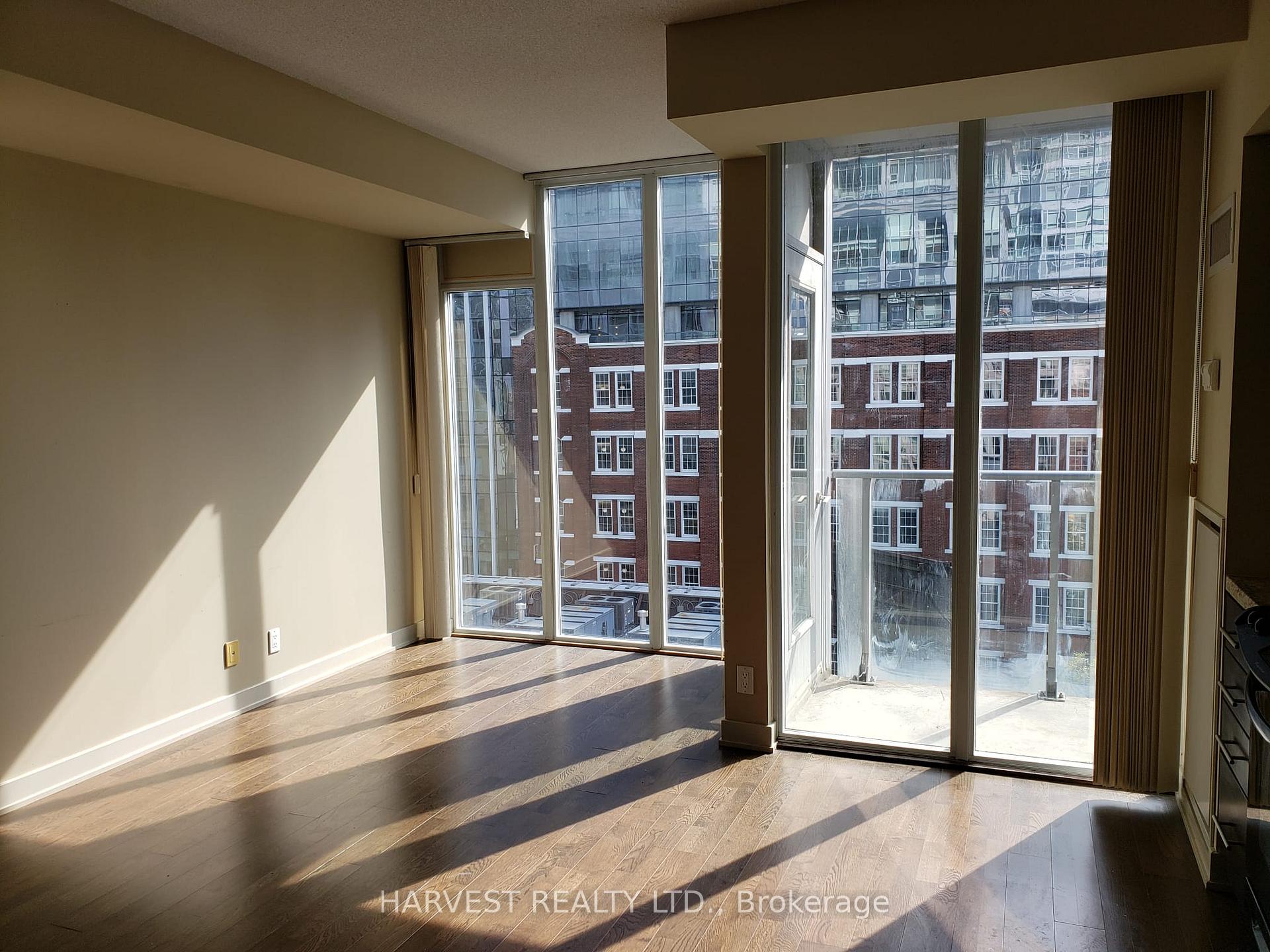 Photo 5 of Unit 708, 21 Nelson Street, Toronto, Waterfront Communities — HOMEH