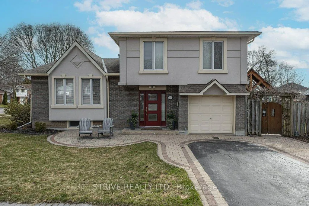 Photo 1 of 11 Lorraine Court, Clarington, Bowmanville — HOMEH