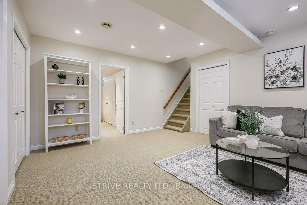 Photo 29 of 11 Lorraine Court, Clarington, Bowmanville — HOMEH