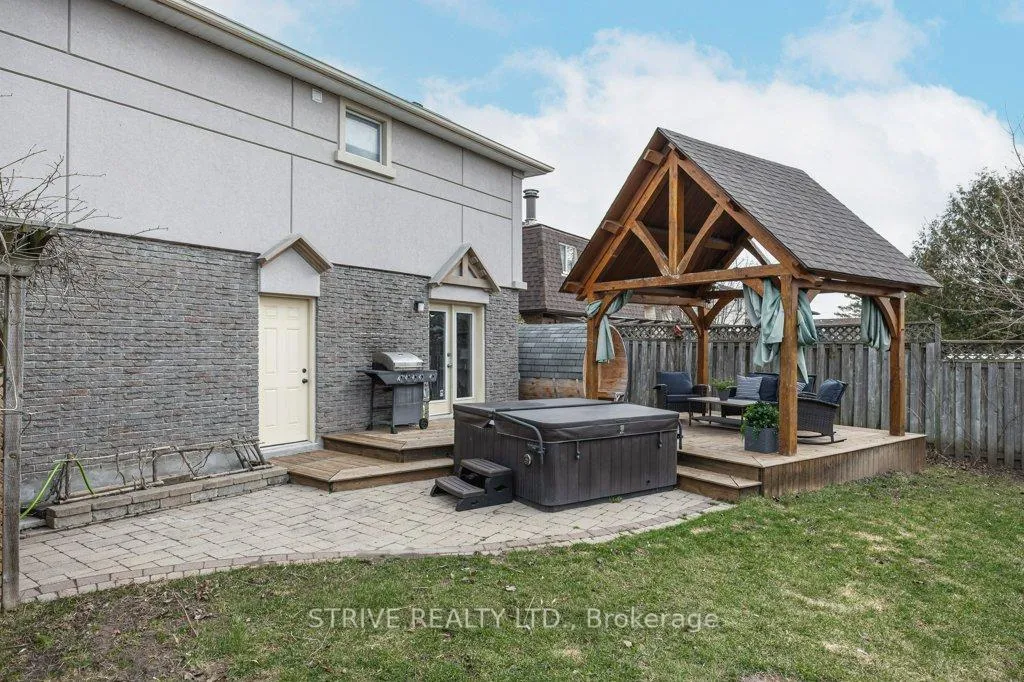 Photo 31 of 11 Lorraine Court, Clarington, Bowmanville — HOMEH