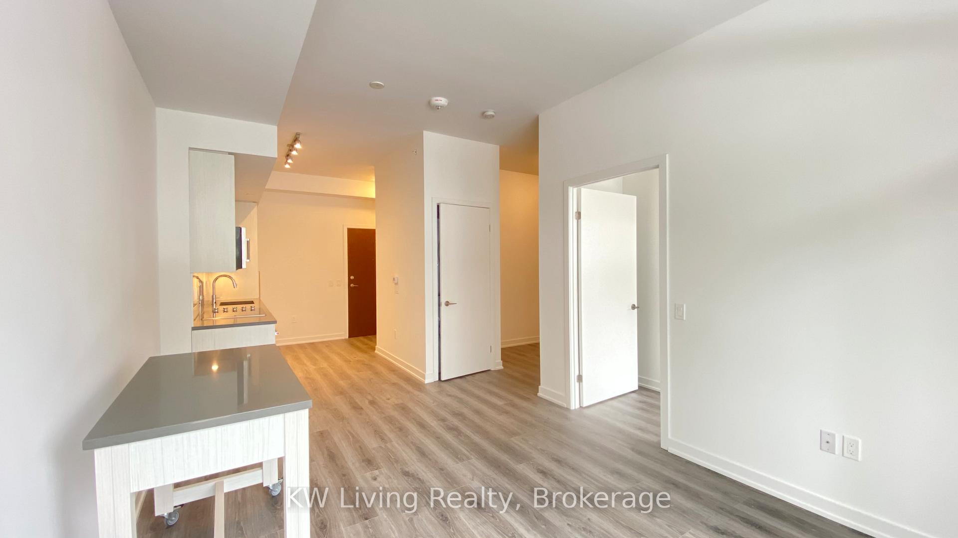 Photo 3 of Unit 715, 38 Iannuzzi Street, Toronto, Niagara — HOMEH