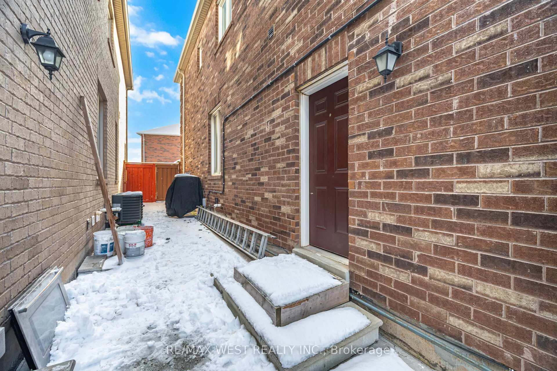 Photo 8 of 65 Elwin Road, Brampton, Credit Valley — HOMEH