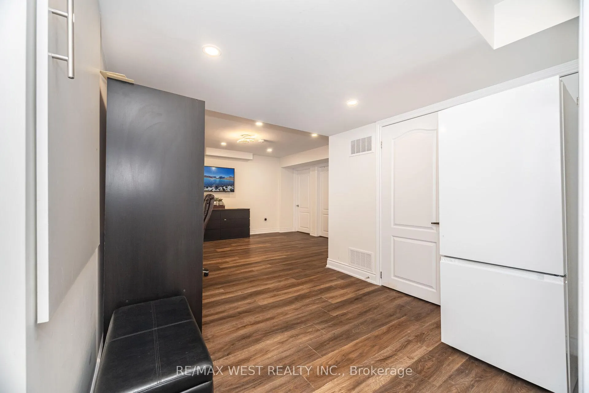 Photo 12 of 65 Elwin Road, Brampton, Credit Valley — HOMEH