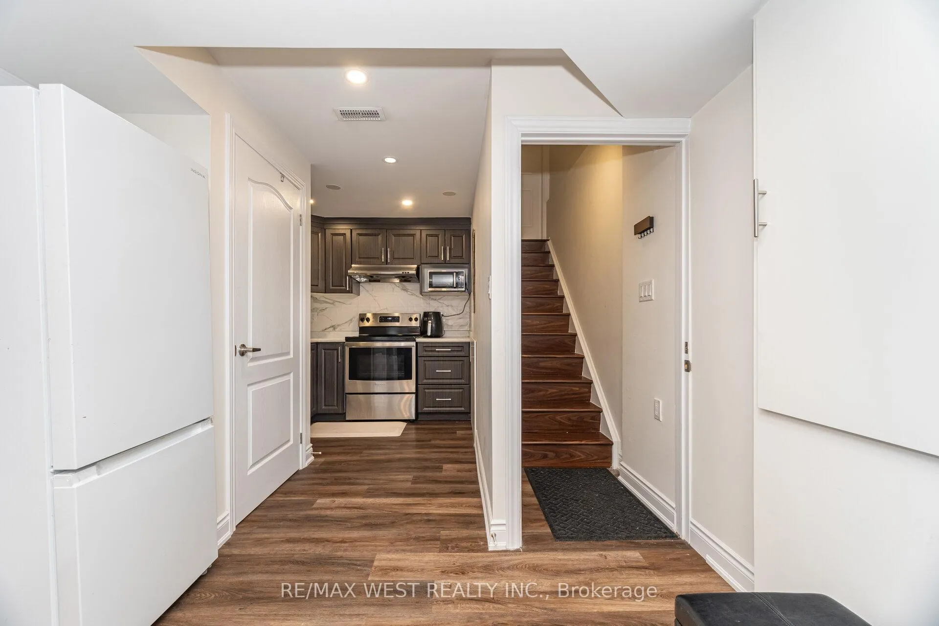 Photo 13 of 65 Elwin Road, Brampton, Credit Valley — HOMEH