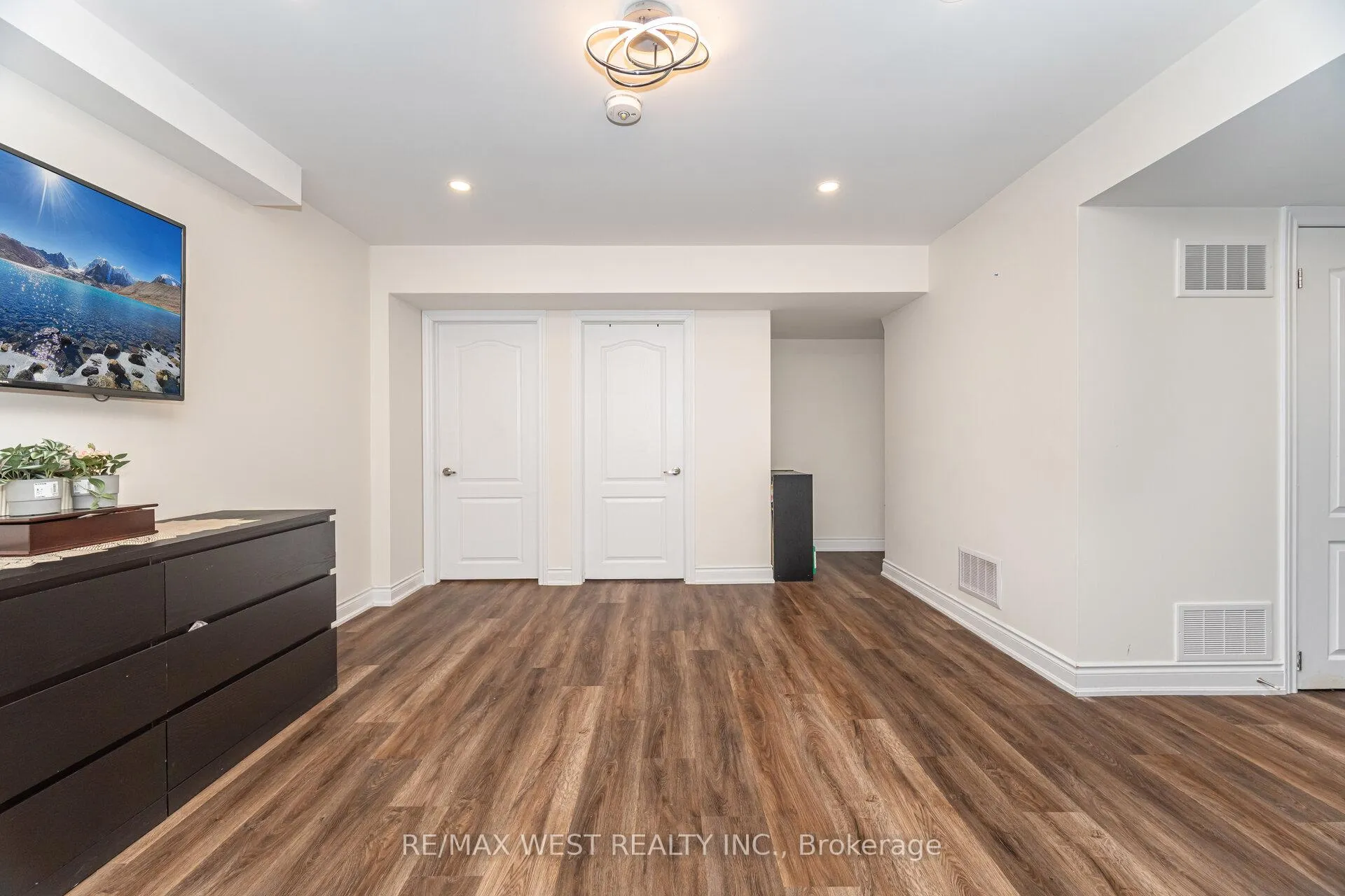 Photo 24 of 65 Elwin Road, Brampton, Credit Valley — HOMEH