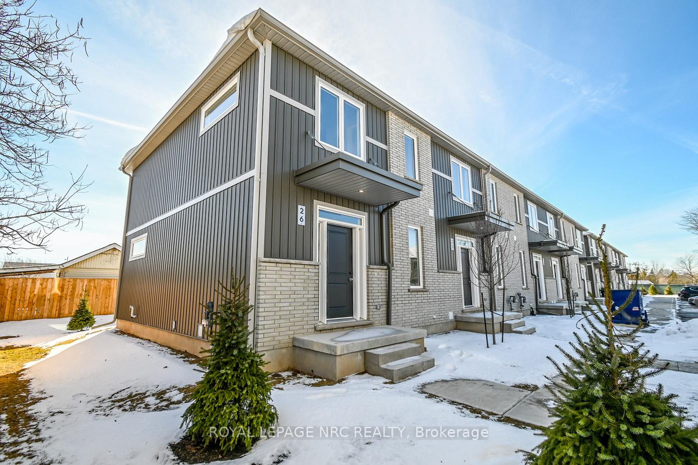 Photo 2 of Unit 26, 121A Moffatt Street, St. Catharines, Oakdale — HOMEH