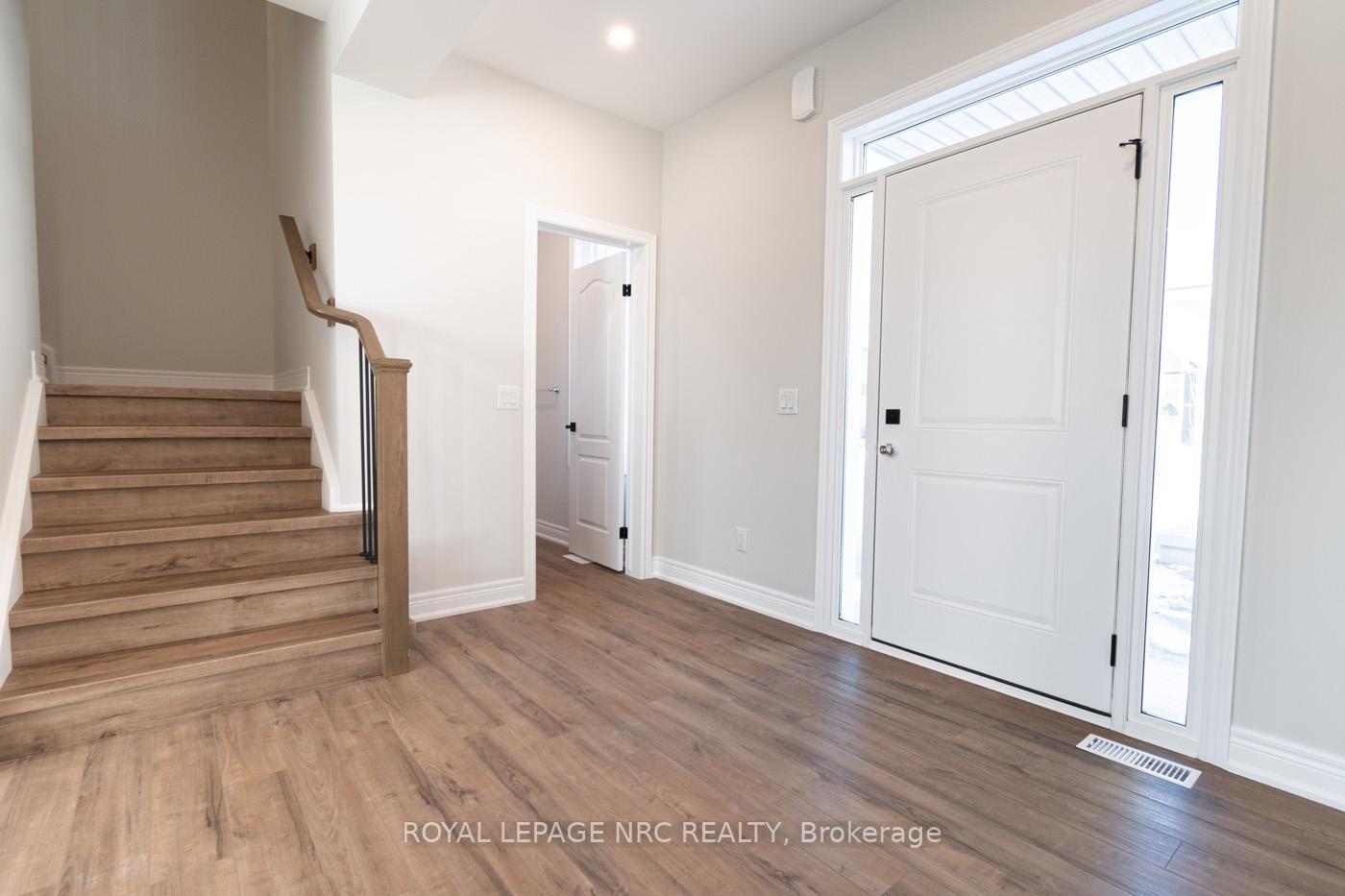 Photo 6 of Unit 26, 121A Moffatt Street, St. Catharines, Oakdale — HOMEH
