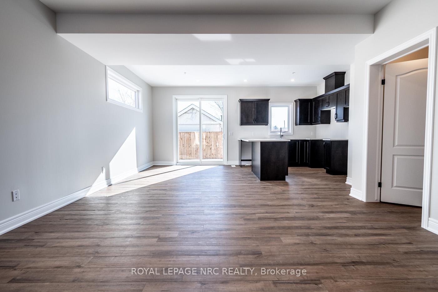 Photo 8 of Unit 26, 121A Moffatt Street, St. Catharines, Oakdale — HOMEH