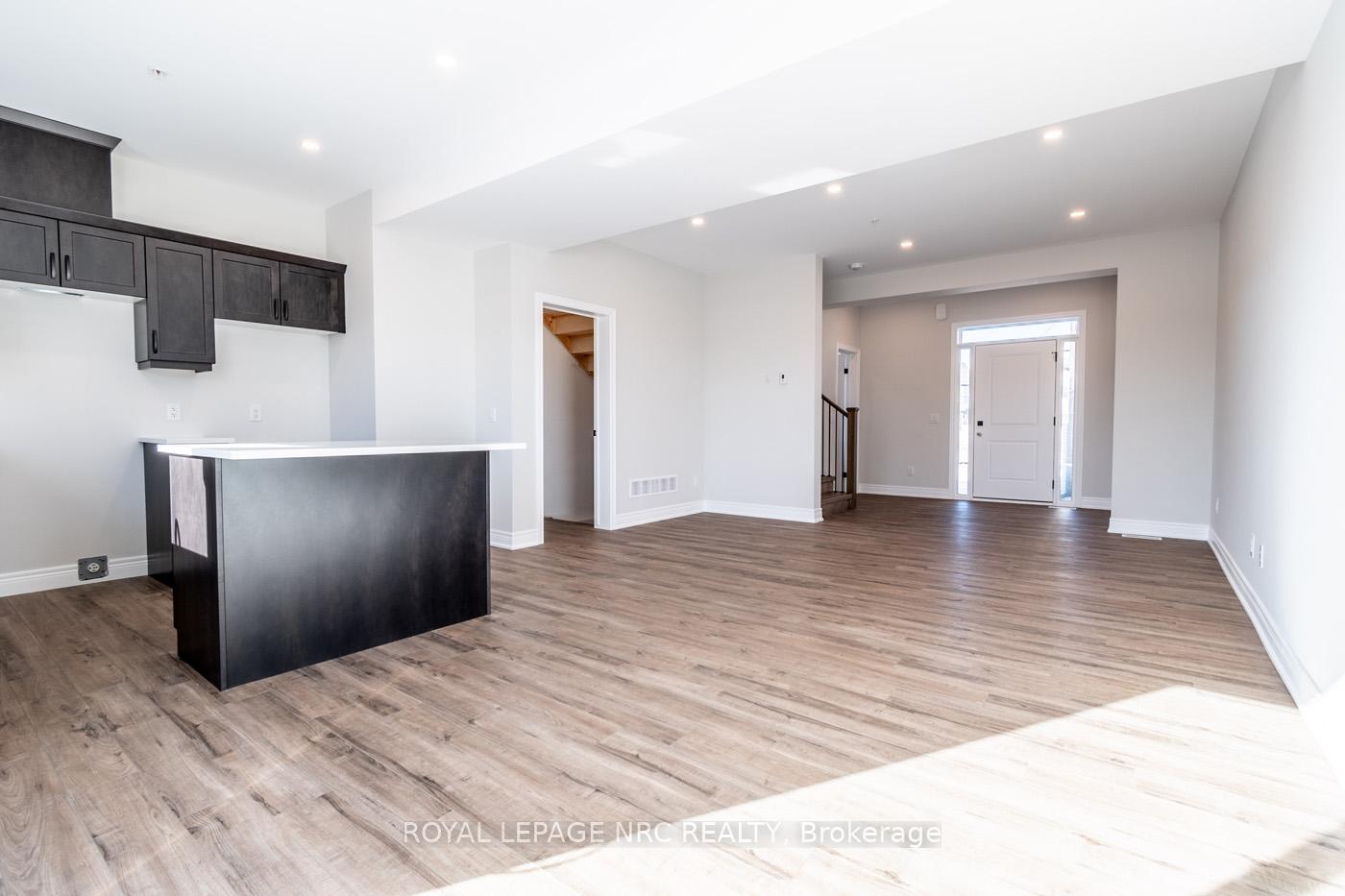 Photo 13 of Unit 26, 121A Moffatt Street, St. Catharines, Oakdale — HOMEH