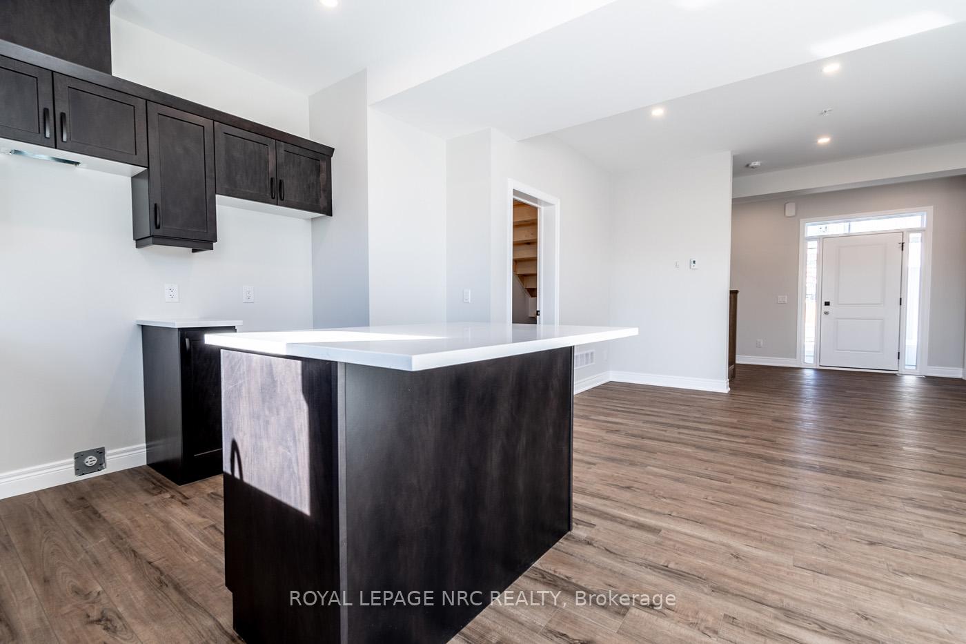Photo 15 of Unit 26, 121A Moffatt Street, St. Catharines, Oakdale — HOMEH
