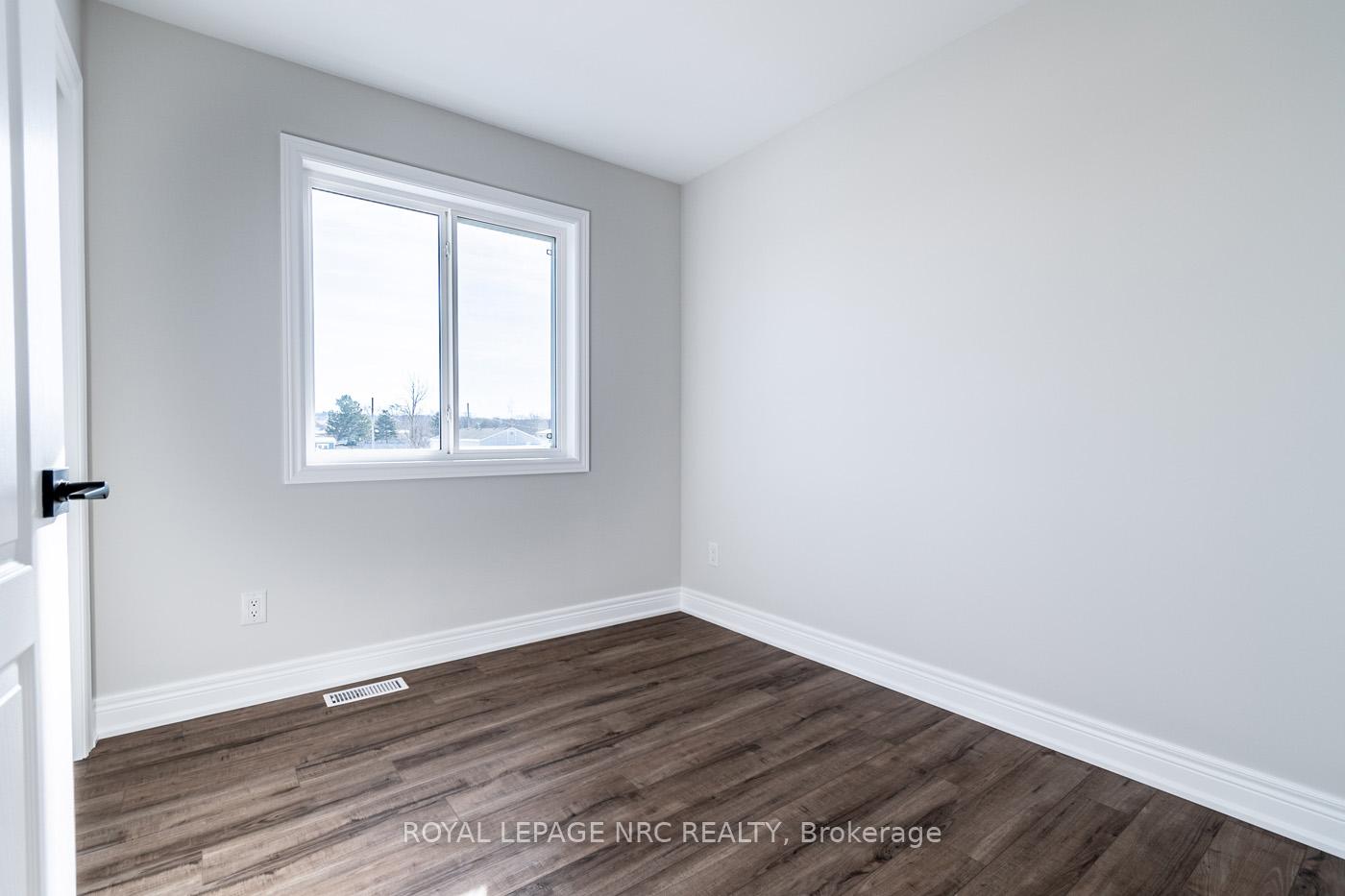 Photo 27 of Unit 26, 121A Moffatt Street, St. Catharines, Oakdale — HOMEH