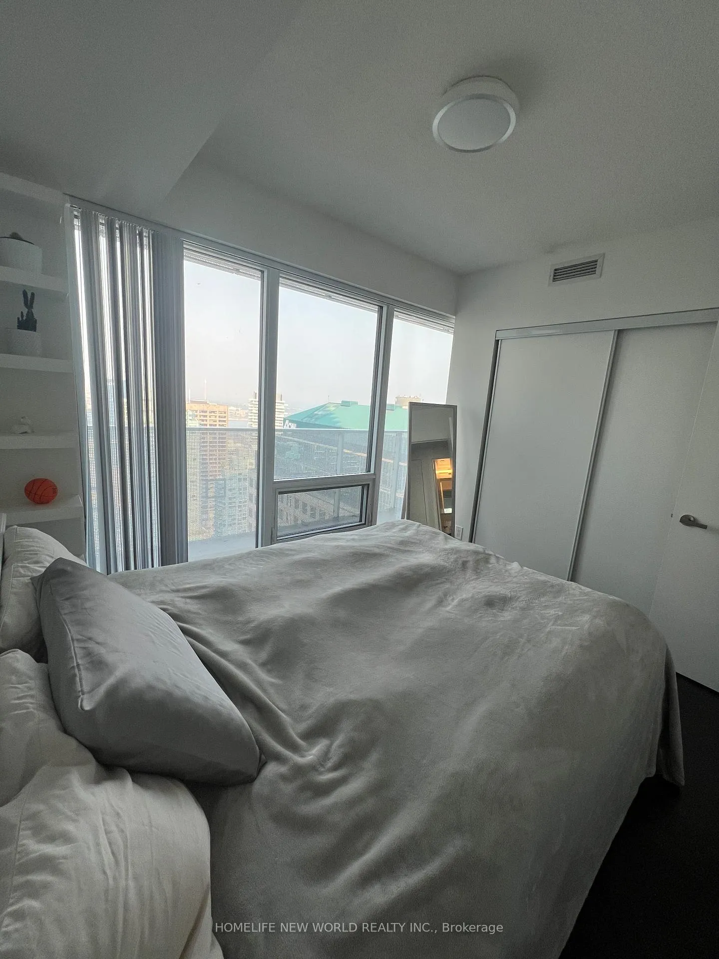 Photo 10 of Unit 3707, 88 Harbour Street, Toronto, Waterfront Communities — HOMEH