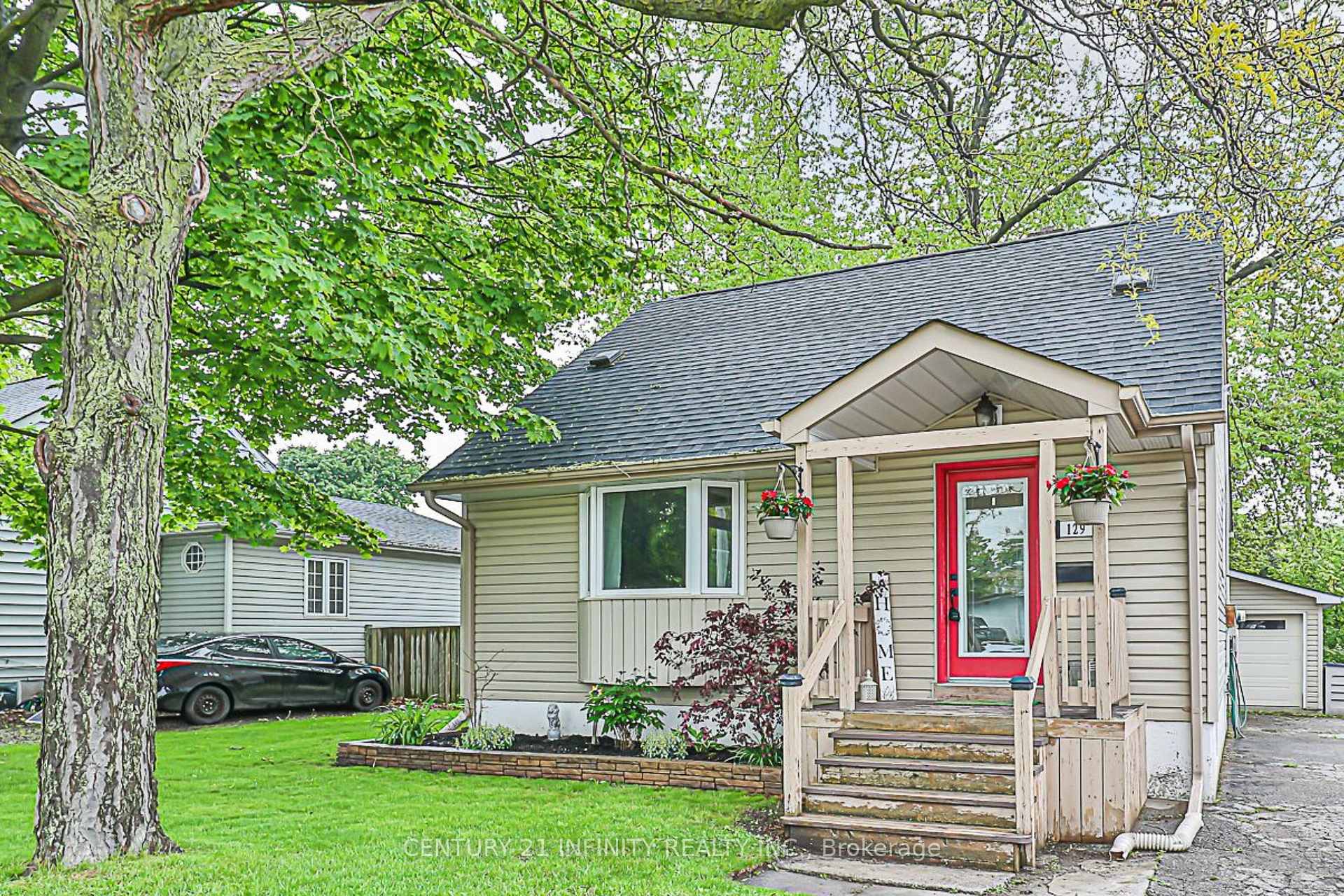 Photo 1 of 129 Admiral Road, Ajax, South East — HOMEH