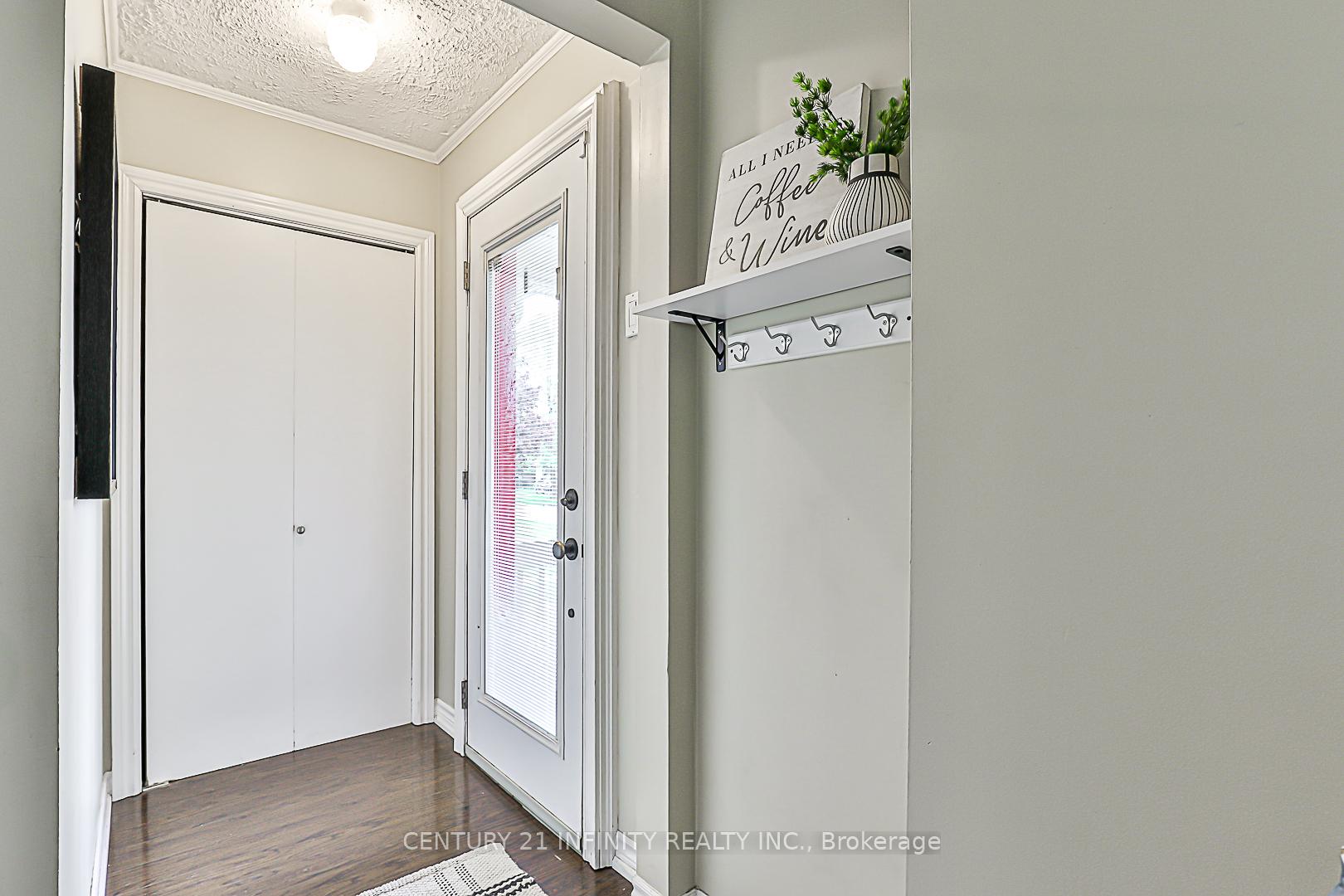 Photo 2 of 129 Admiral Road, Ajax, South East — HOMEH