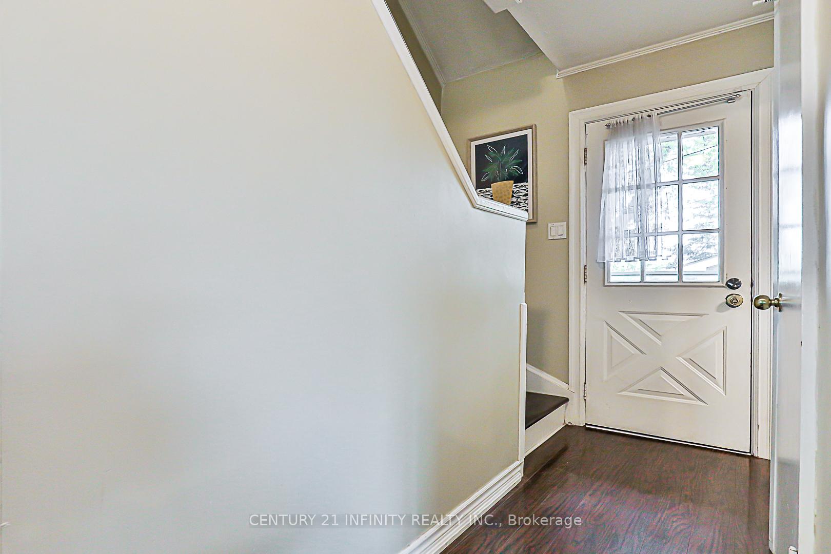 Photo 16 of 129 Admiral Road, Ajax, South East — HOMEH
