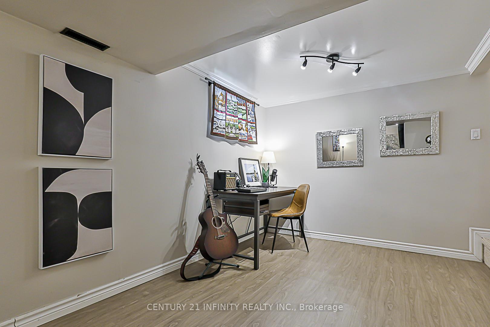 Photo 30 of 129 Admiral Road, Ajax, South East — HOMEH