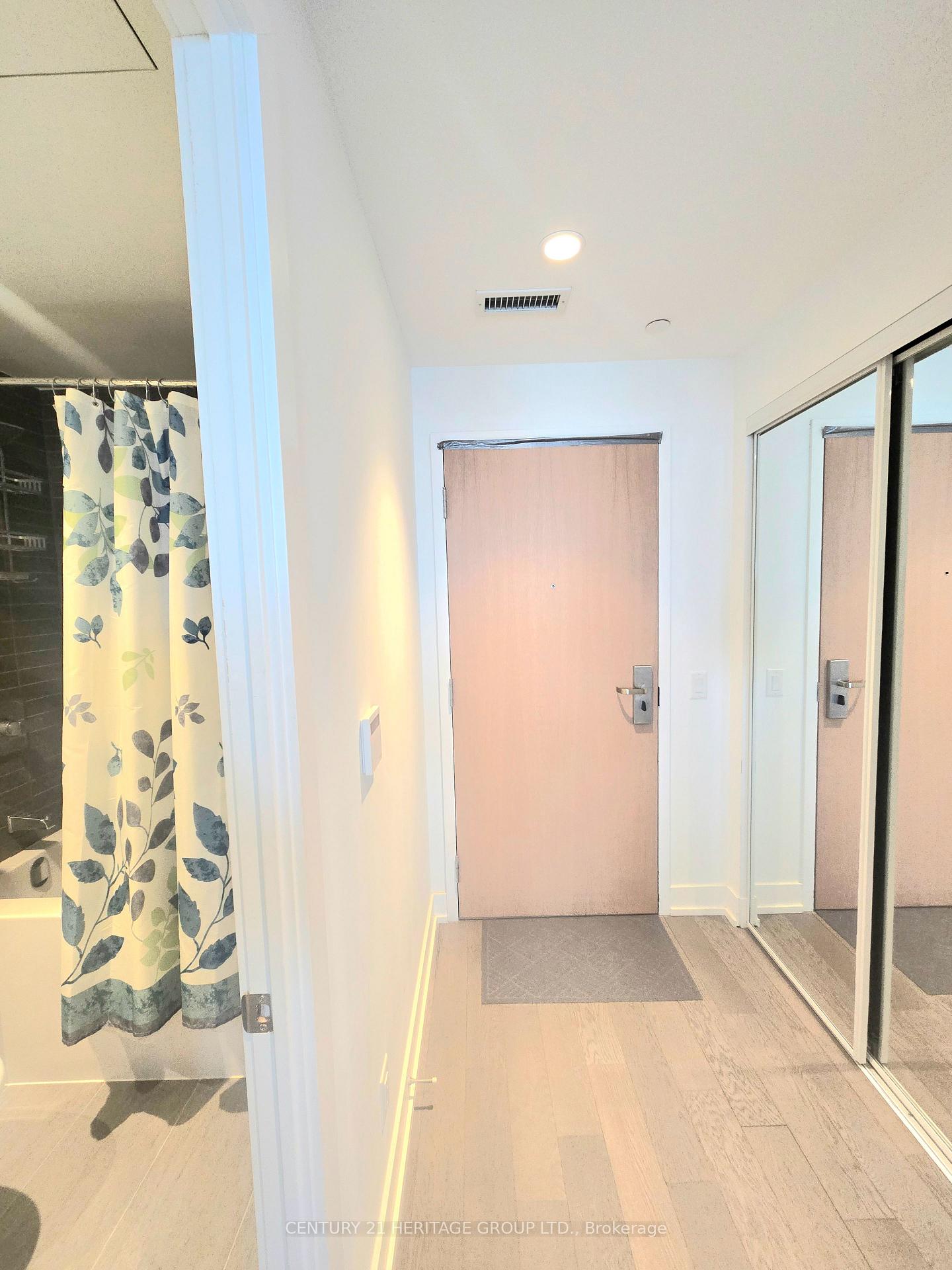 Front of Unit 5507, 7 Grenville Street