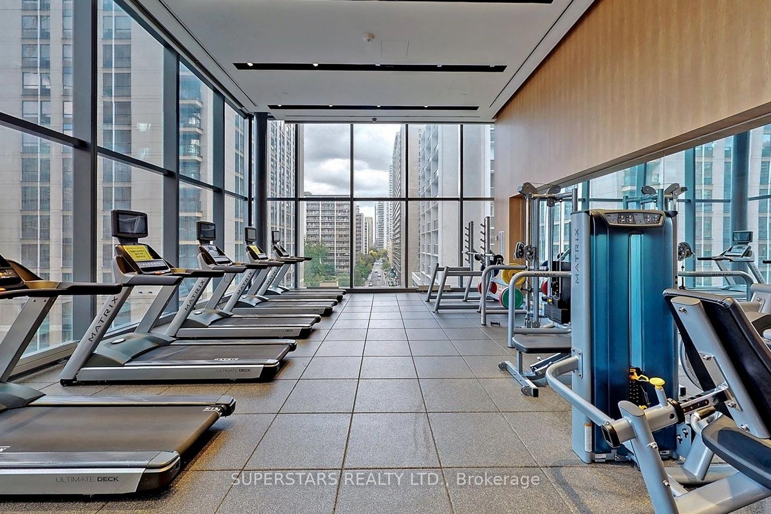 Photo 11 of Unit 903, 7 Grenville Street, Toronto, Bay Street Corridor — HOMEH