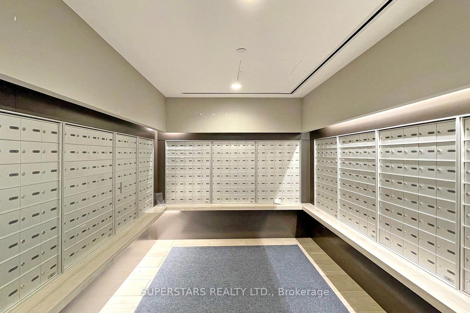 Photo 14 of Unit 903, 7 Grenville Street, Toronto, Bay Street Corridor — HOMEH