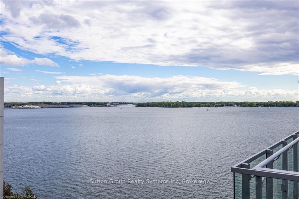 Front of Unit 1008, 29 Queens Quay E