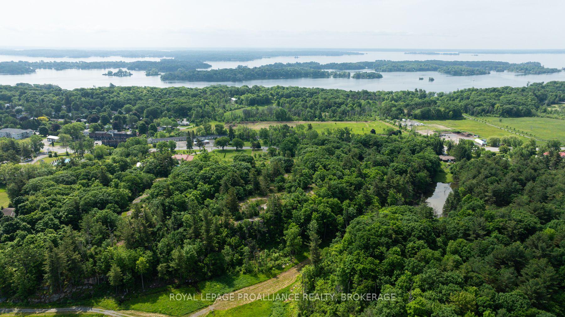Photo 19 of 860 King Street W, Gananoque — HOMEH