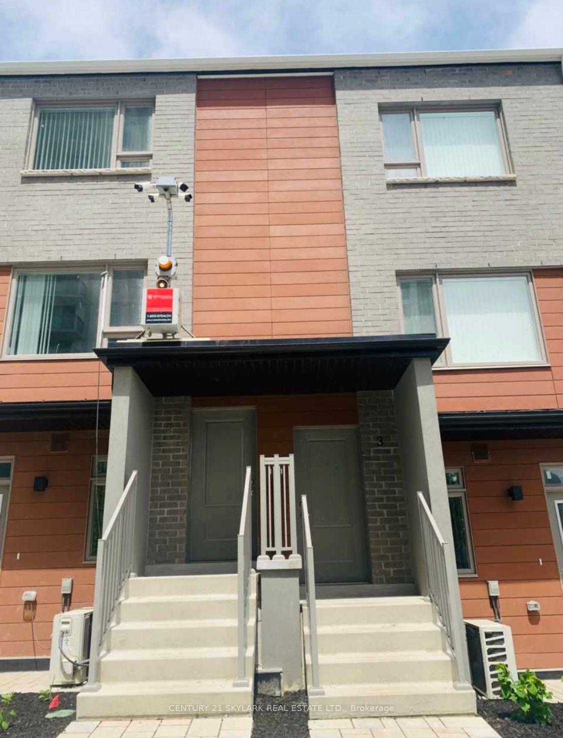 Front of Unit 16, 40 Orchid Place Drive