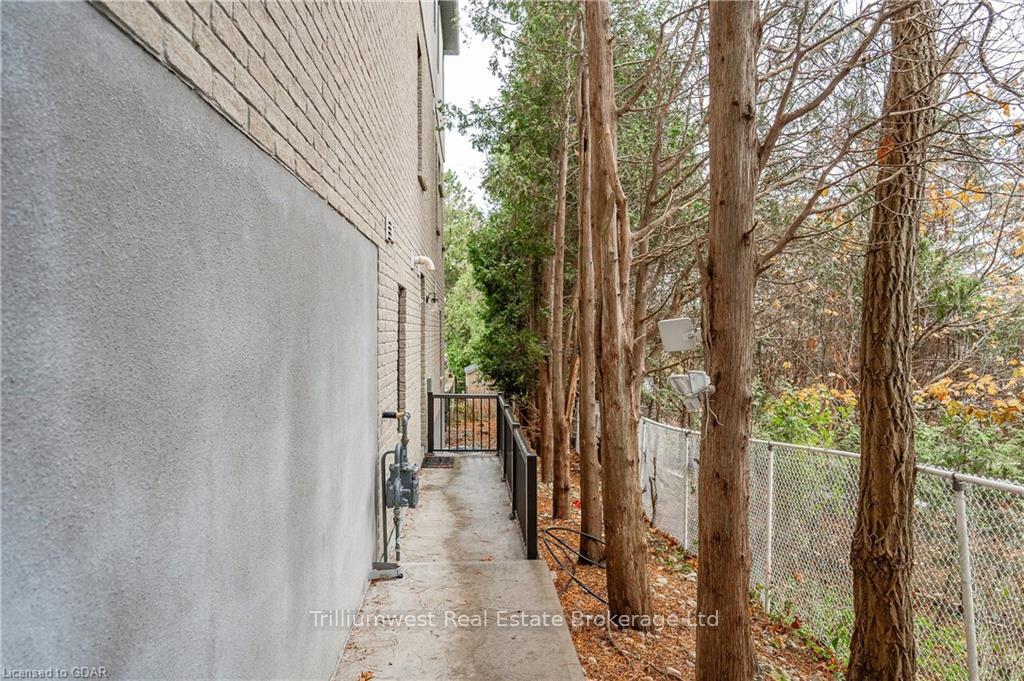 Photo 15 of Unit Lower, 178 Niska Road, Guelph, Kortright Hills — HOMEH