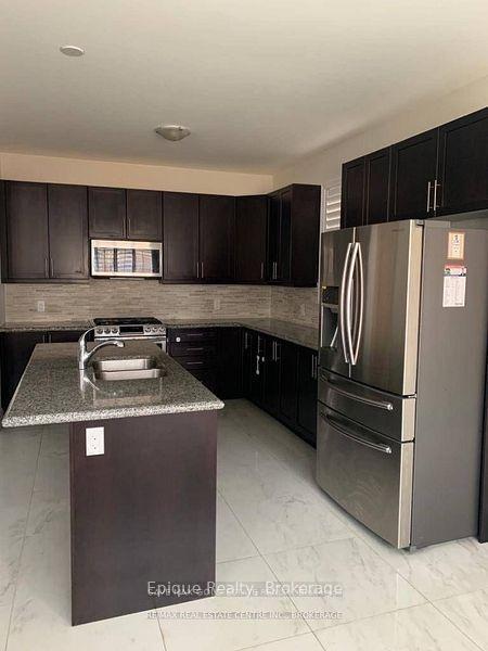 Photo 2 of 18 Hamilton Court, Caledon, Rural Caledon — HOMEH