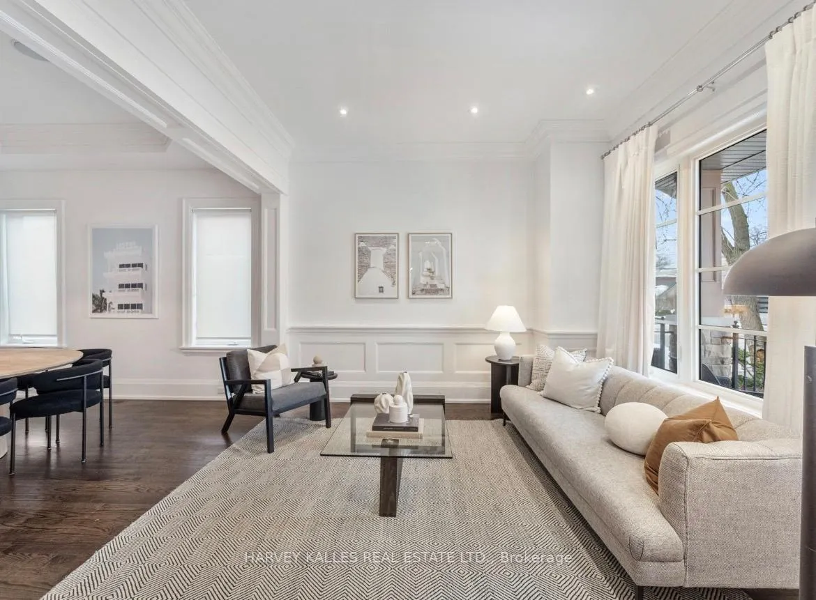 Photo 3 of 190 Carmichael Avenue, Toronto, Bedford Park-Nortown — HOMEH