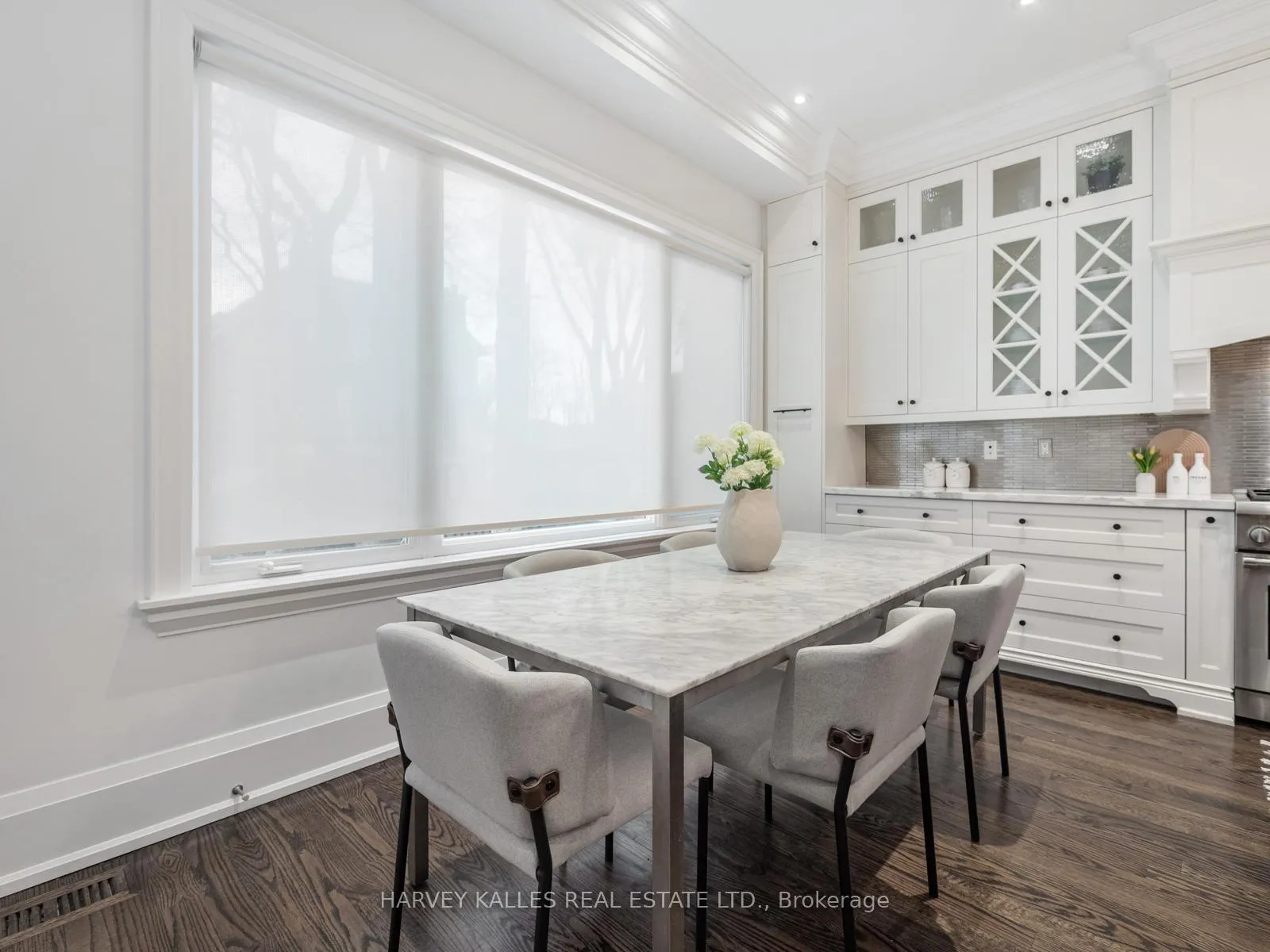 Photo 7 of 190 Carmichael Avenue, Toronto, Bedford Park-Nortown — HOMEH