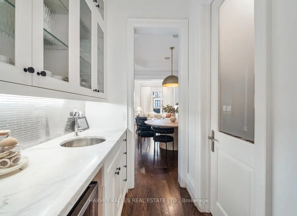 Photo 8 of 190 Carmichael Avenue, Toronto, Bedford Park-Nortown — HOMEH