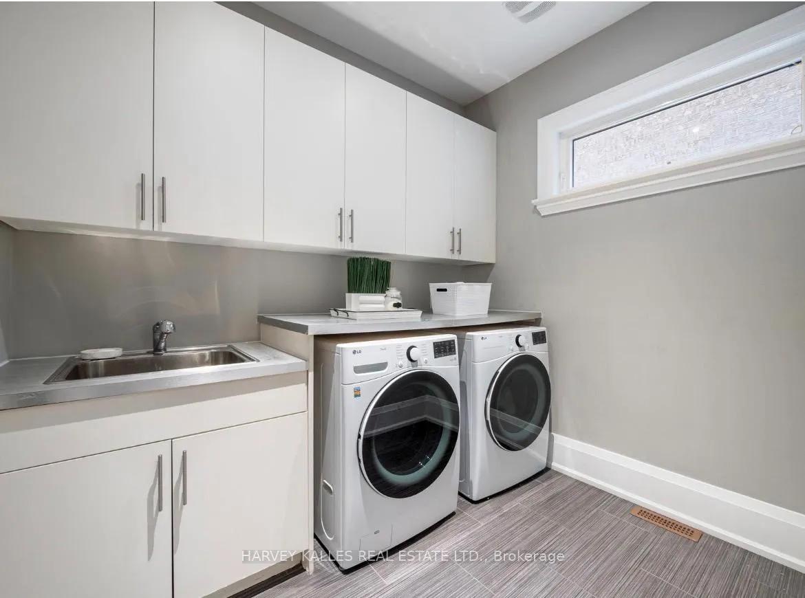 Photo 11 of 190 Carmichael Avenue, Toronto, Bedford Park-Nortown — HOMEH